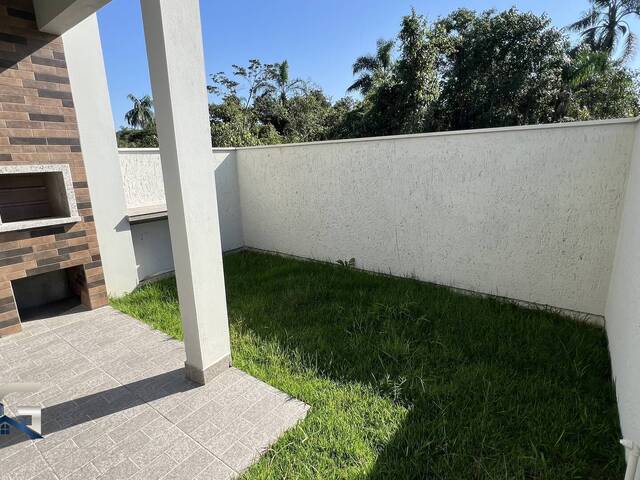 #29 - Sobrado para Venda em São José - SC - 3