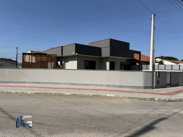 Casa para Venda em Palhoça - 4